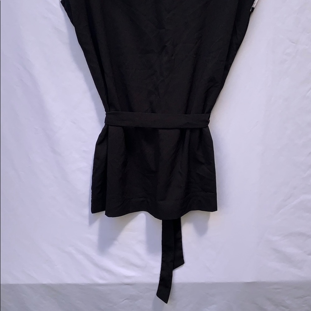 Flowy Blouse - Picture 8 of 9